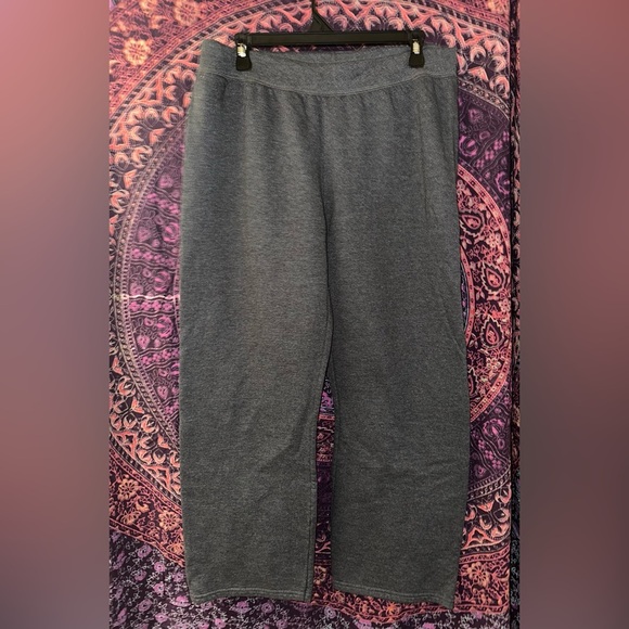 Hanes Petite Lounge Sweatpants - Picture 1 of 4